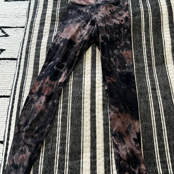 Limited lululemon yoga pants - Picture 1 of 3